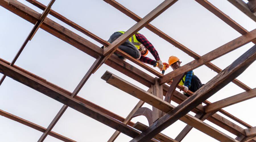 Professional metal roof installation in Poneto, IN