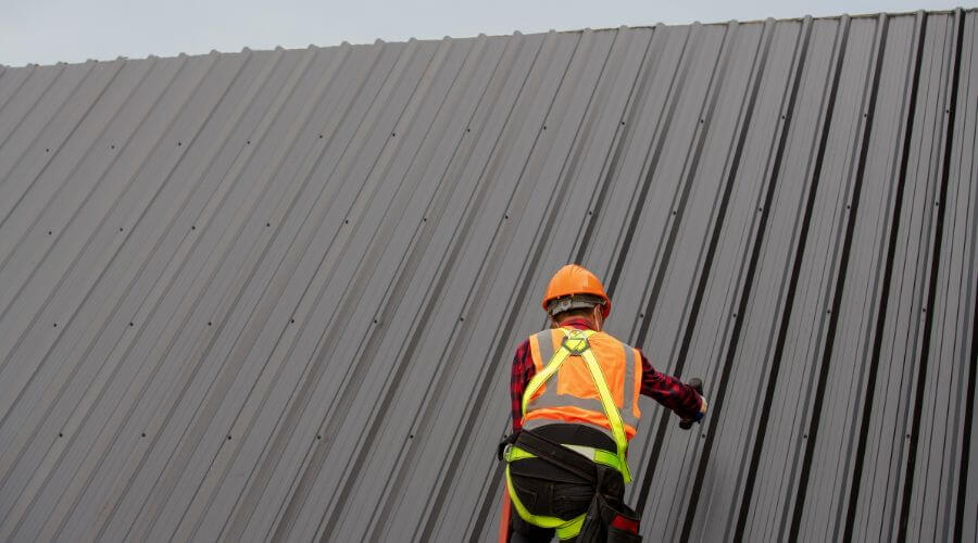 Professional metal roof installation services in Poneto, IN